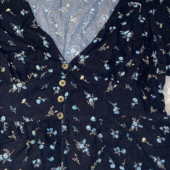 Floral blouse - Picture 4 of 6